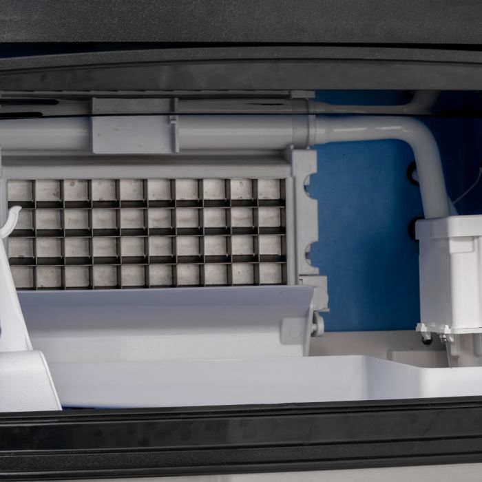 Integral Ice Maker 90kg