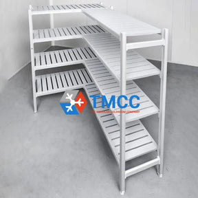 TC1830 Shelfs